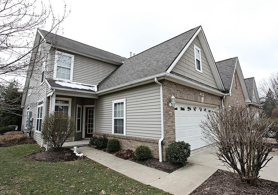 1st image of 32015 Magnolia Ln