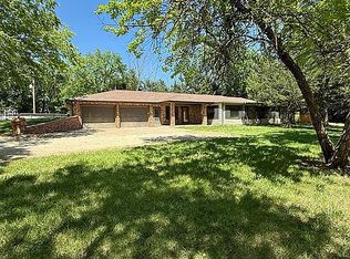 1757 Robb Ln, Perry, KS 66073