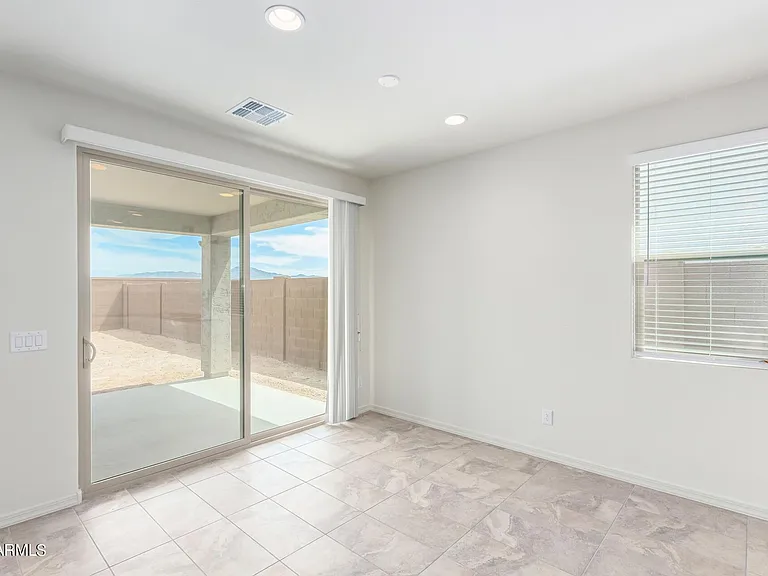 8529 S 67th Dr — Photo 11