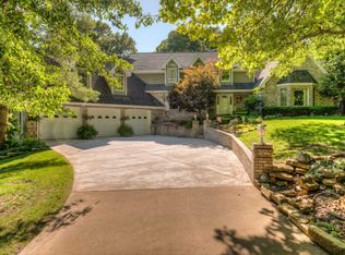 24 Pheasant Run Dr, Joplin, MO 64804