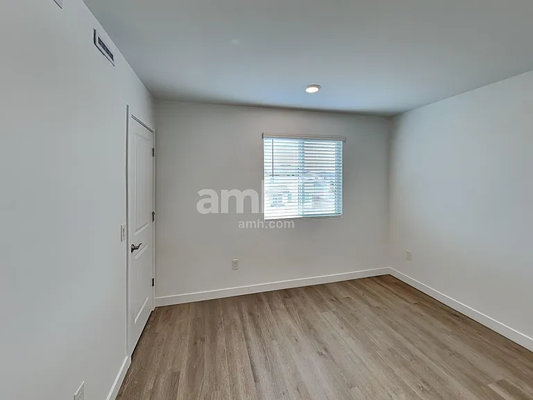 6041 W Calle Palmitas — Photo 15