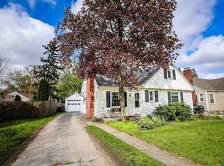 2330 Opechee Way, Fort Wayne, IN 46809