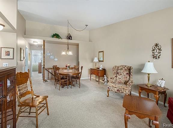 2nd image of 62067 Ticonderoga Dr Unit 2
