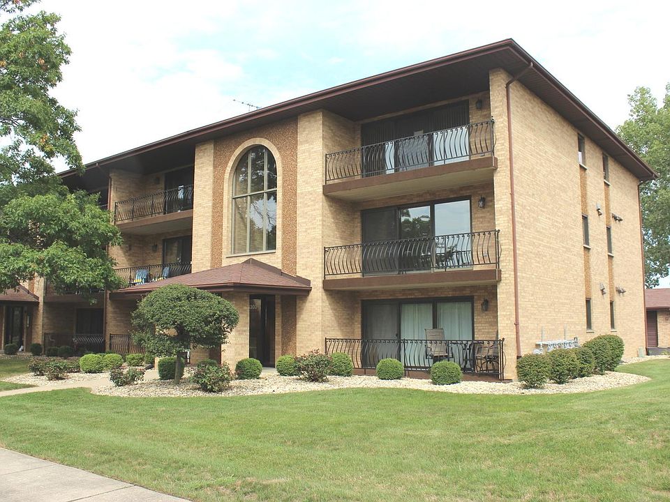 1st image of 8300 160th Pl APT 2E
