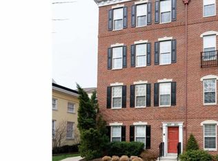 301 Surgeon General Ct, Philadelphia, PA 19146