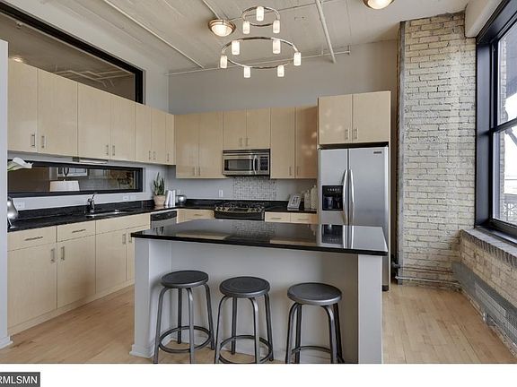 4th image of 290 Market St Unit 307