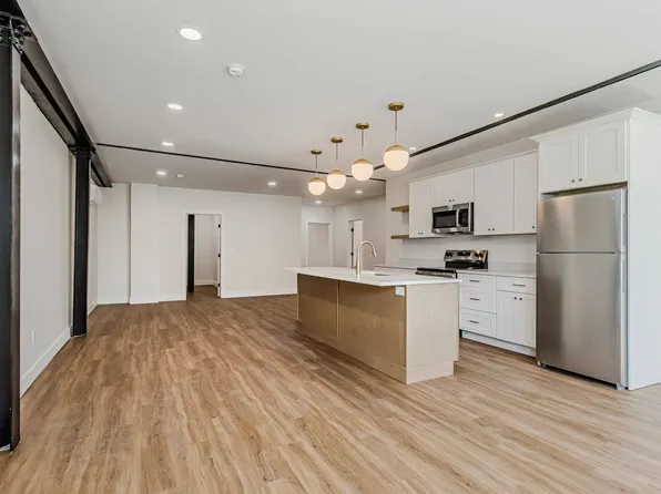 106 Hotel St #1, Utica, NY 13502