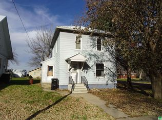100 W Adaline St, Cleghorn, IA 51014