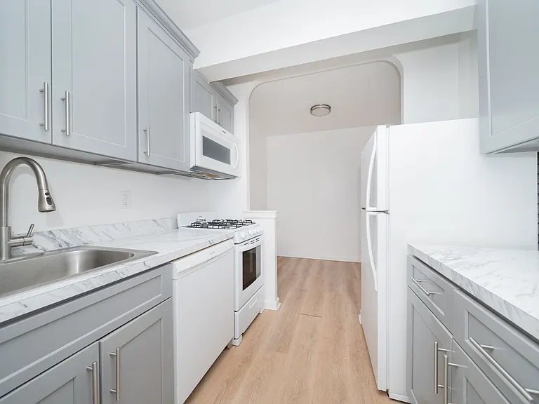 500 Kappock St #5C — Photo 7