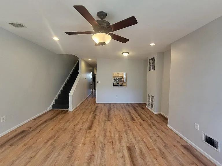 1617 Christian St #2 — Photo 7