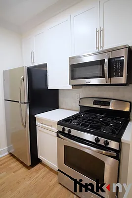 Rented by Link NY Realty | media 5