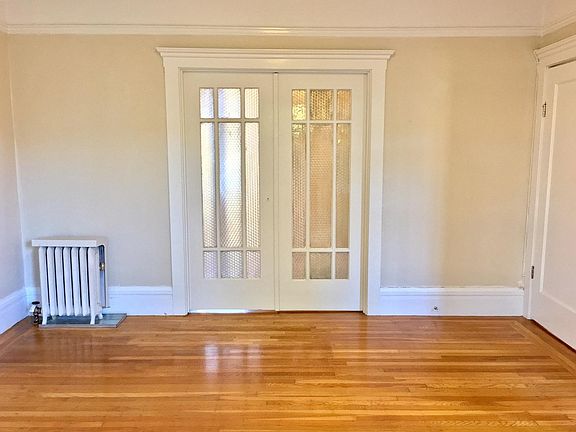 2nd image of 845 Hyde St APT 15