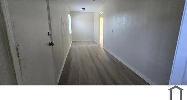 865 W 84th St — Photo 2