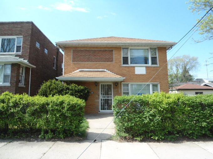1st image of 13910 S Chippewa Ave #1