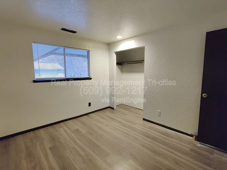 1816 W 21st Ave #C — Photo 13
