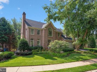 1261 New Bedford Ln, Reston, VA 20194