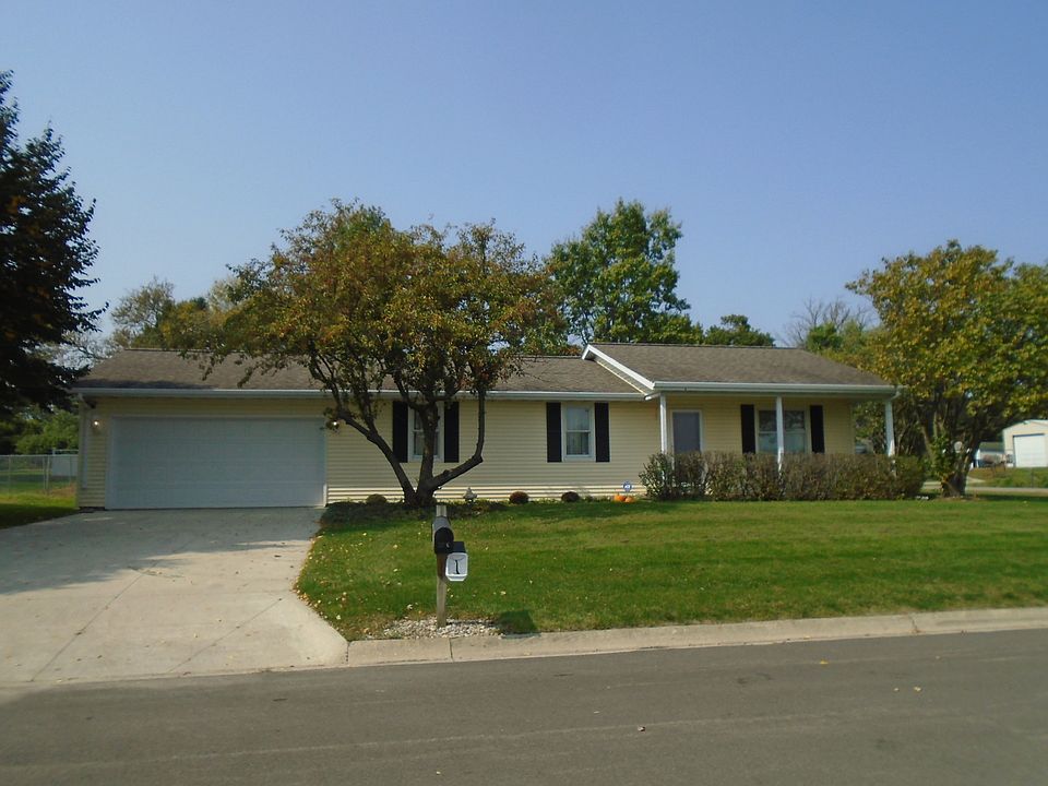 1st image of 2106 Diana Dr