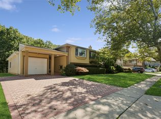 1031 Fordham Lane, Woodmere, NY 11598
