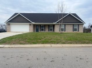 1015 Pathways Dr, Seymour, TN 37865