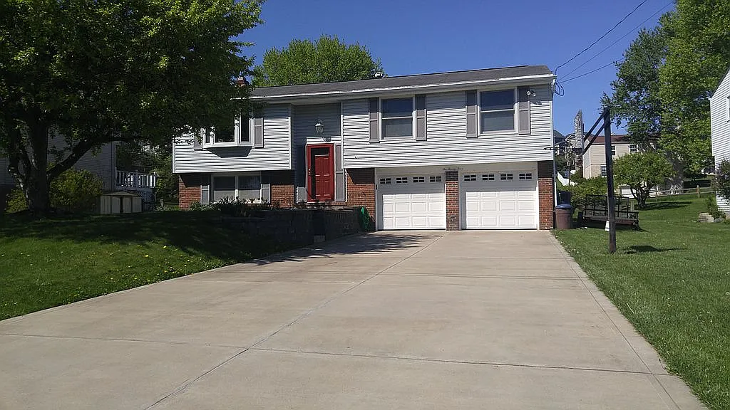 224 Blue Jay Dr photo 1