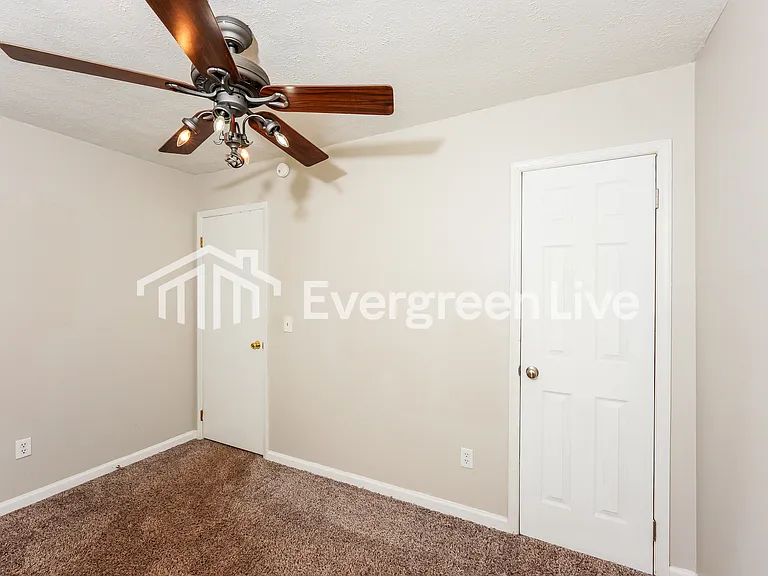 106 Meadowgreen Rd — Photo 13