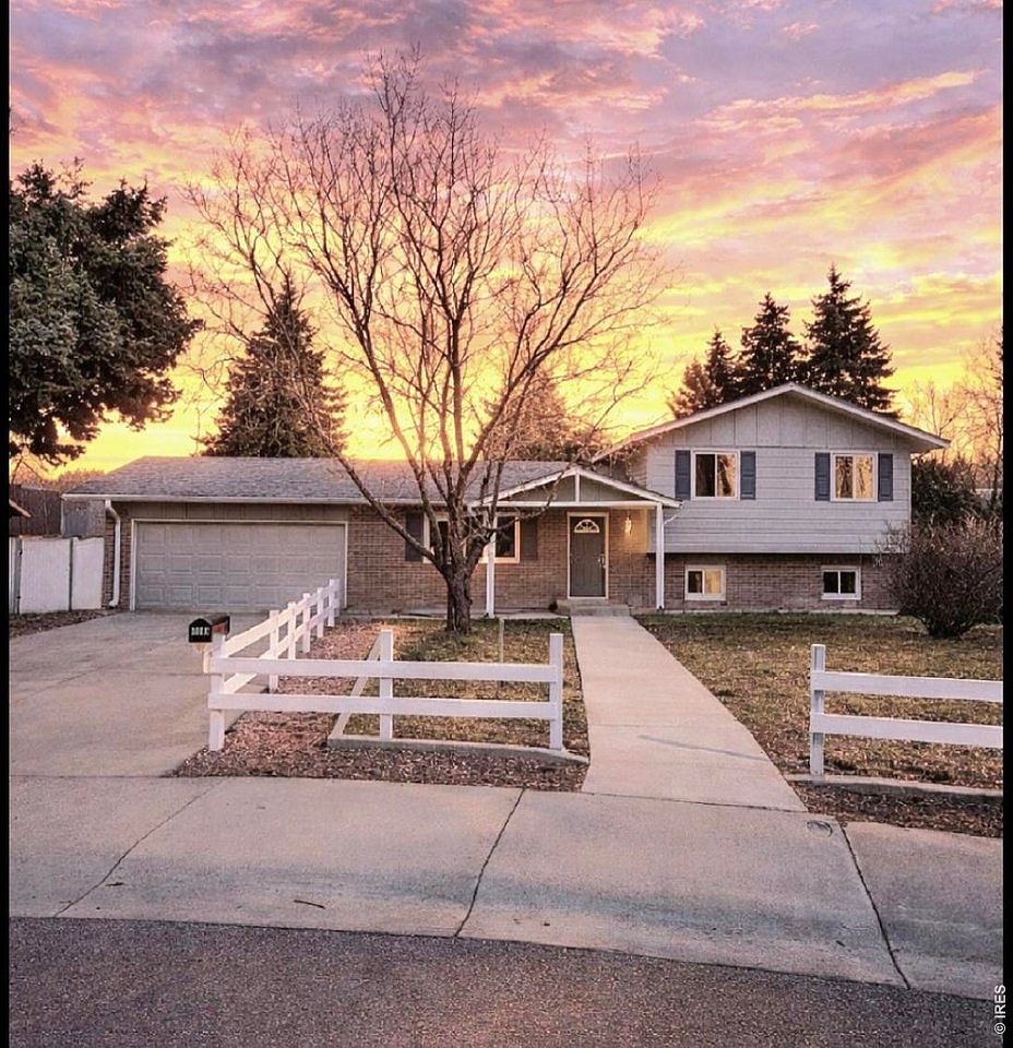 3008 Southmoor Ct - Photo 2