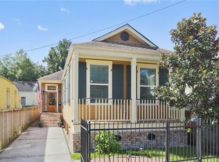 7606 Hurst St, New Orleans, LA 70118