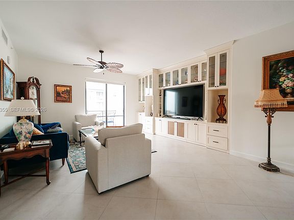 4th image of 8390 SW 72nd Ave APT 707