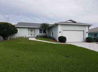 5340 Leeward Ln, New Port Richey, FL 34652