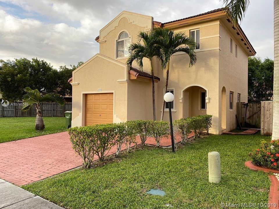 1st image of 2537 NE 41st Ave