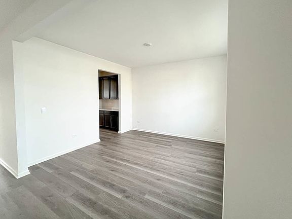 3rd image of 1347 Tiger Lily Dr