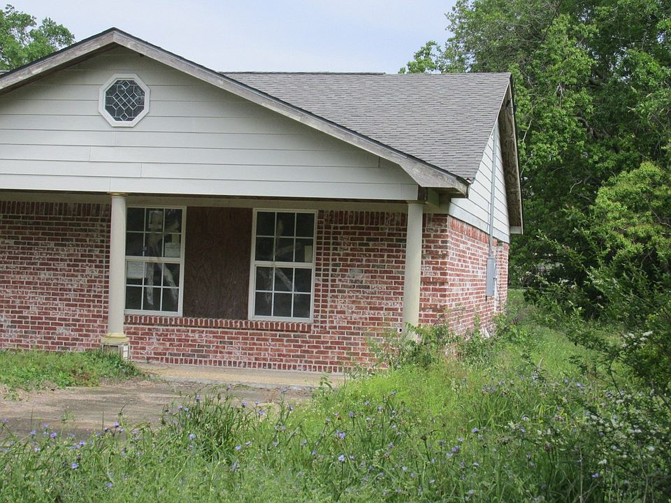 2nd image of 3725 Prentiss Ave