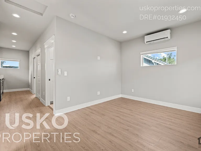 3125 3rd Ave #2 — Photo 9