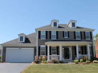 604 Aborn Ave, Elgin, IL 60124