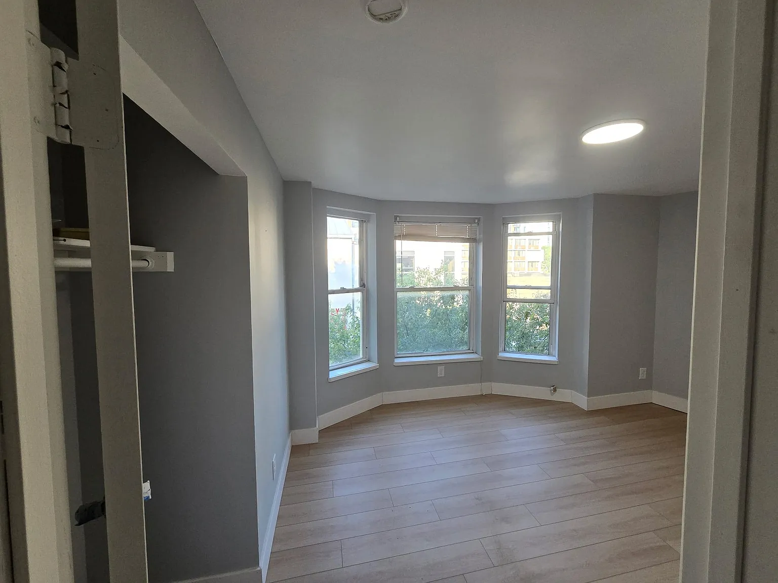 4 bed, 1479 sqft, $3,949 — Photo 4