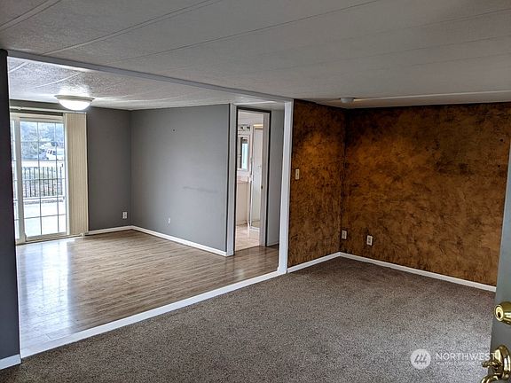 5th image of 203 E Washington Avenue