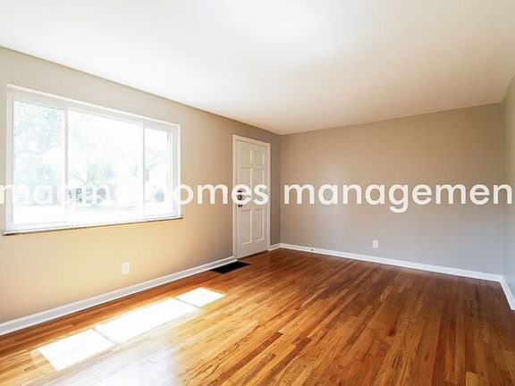 3rd image of 1183 Fuhrman Rd
