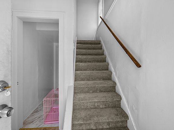4th image of 15760 Monte Vista St Unit 2