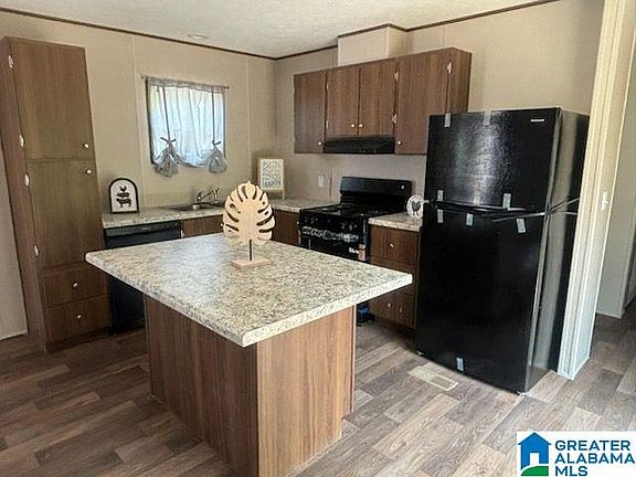5th image of 125 Bailey Way