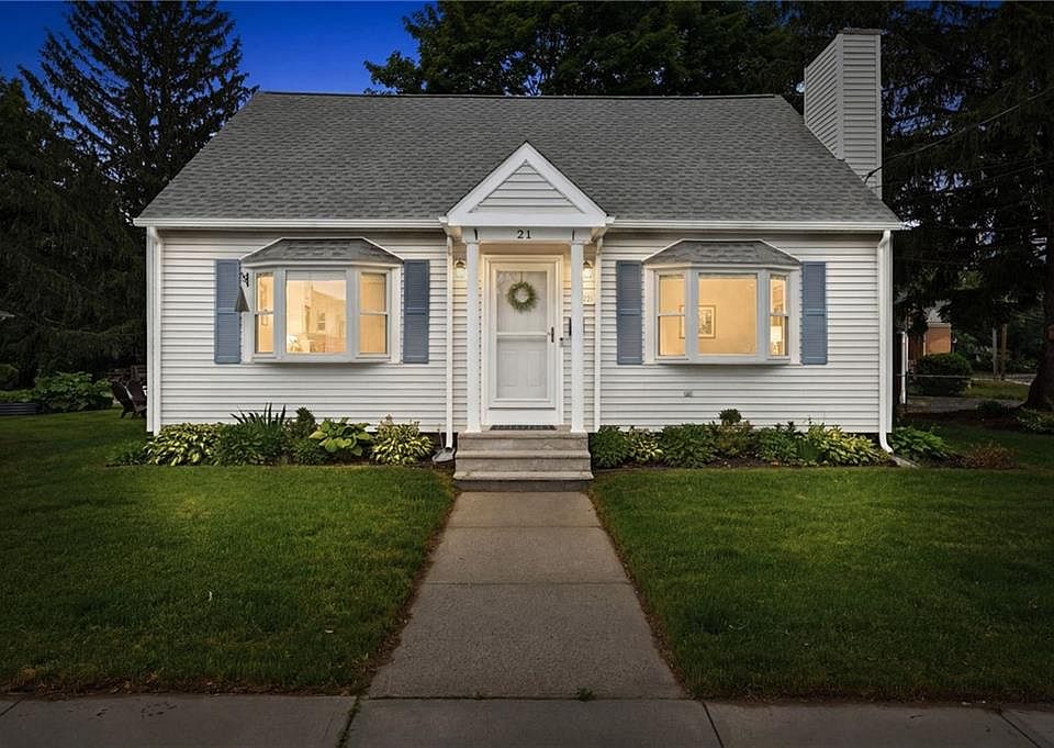 1st image of 21 Portland St