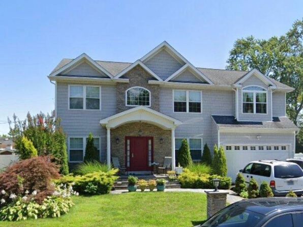 21 Colonial Rd