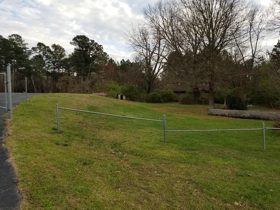 2nd image of 2089 Buford Dam Rd