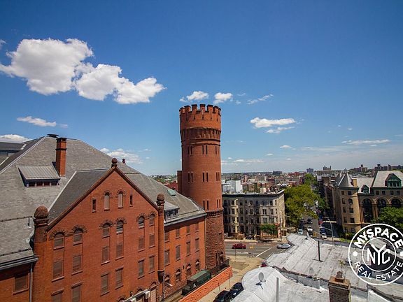 3rd image of 1154 Pacific St APT 4C