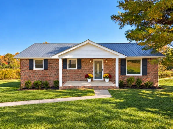 9023 Middle Lick Creek Rd, Lyles, TN 37098