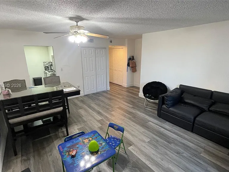 10801 SW 109th Ct #D108 — Photo 4