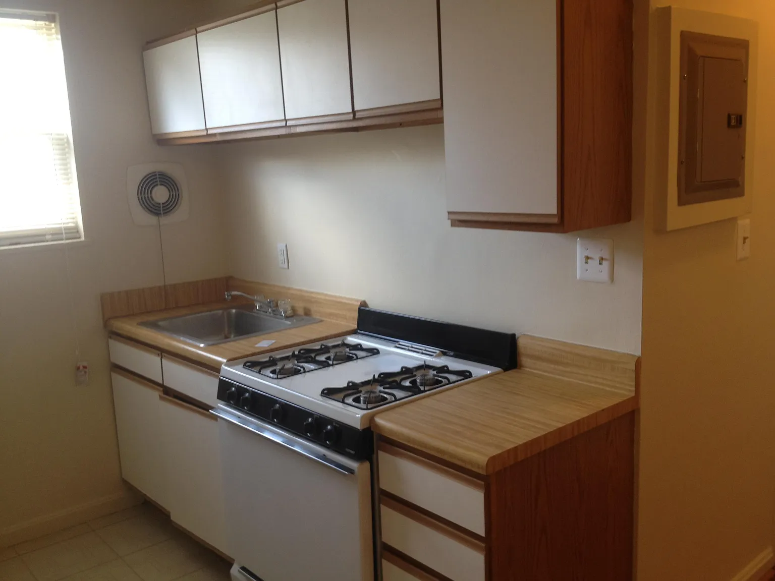 Royal Oak Apartments II, LLC — Photo 2