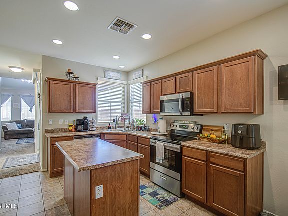 2nd image of 7242 S 48TH Glen