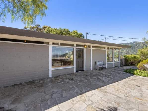 365 Country Club Dr, Carmel Valley, CA 93924
