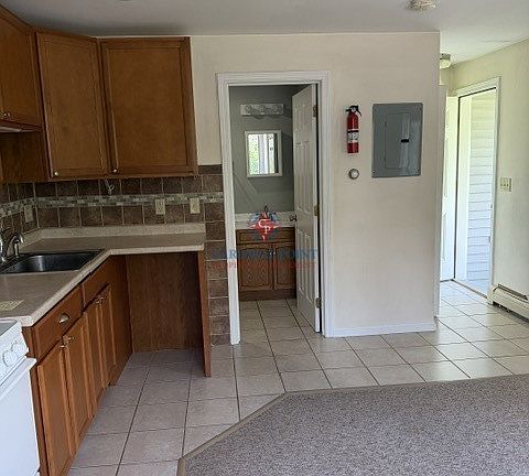 4th image of 46B Emerson Rd #46B
