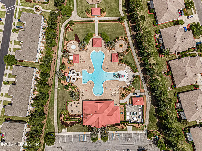 1630 Vineland Cir #B — Photo 45